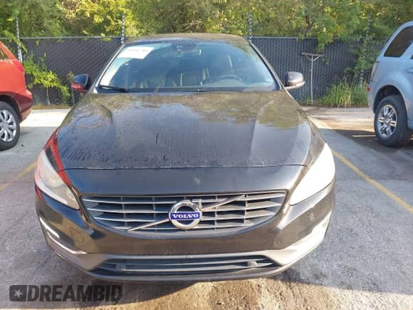 2015 Volvo S60 T5 Premier с VIN YV1612TK4F1345481, выставлен на аукционе IAAI как лот 43141748 с пробегом 179 143 миль миль и . История ставок и продаж доступна на DreamBid. Изображение 12.