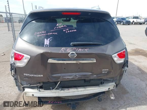 2015 Nissan Pathfinder Platinum with VIN 5N1AR2MM6FC637156, listed as a IAAI auction lot 42130667 with 178,538 mi miles and . Bid and sale history available at DreamBid. Image 17.