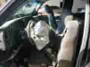 2002 Chevrolet Silverado 1500 с VIN 1GCEC14VX2Z101084, выставлен на аукционе Copart как лот 46170985 с пробегом Не указан миль и На запчасти • Non repairable. История ставок и продаж доступна на DreamBid. Изображение 7.