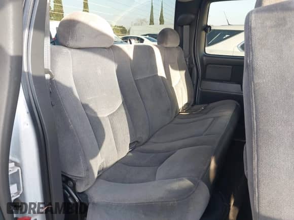 2005 GMC Sierra 1500 SLT with VIN 2GTEC19T851291536, listed as a IAAI auction lot 41428286 with 232,611 mi miles and . Bid and sale history available at DreamBid. Image 8.
