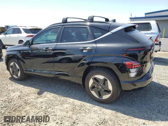 2025 Hyundai Kona Limited с VIN KM8HE3A68SU024661, выставлен на аукционе Copart как лот 52023295 с пробегом 2 227 миль миль и Списание • Salvage title. История ставок и продаж доступна на DreamBid. Изображение 2.