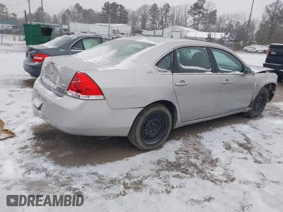 2008 Chevrolet Impala LS with VIN 2G1WB58K781315846, listed as a IAAI auction lot 41620895 with 187,205 mi miles and . Bid and sale history available at DreamBid. Image 4.