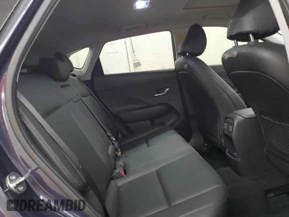 2024 Hyundai Kona Limited z VIN KM8HE3A38RU082687, wystawiony jako Copart lot #68103365 z przebiegiem 44 860 mil mil oraz Szkoda całkowita • Salvage title. Historia ofert i sprzedaży dostępna na DreamBid. Obrazek 11.