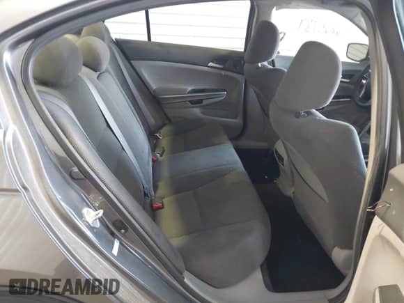 2010 Honda Accord EX z VIN 1HGCP2F76AA000655, wystawiony jako IAAI lot #42825789 z przebiegiem 186 176 mil mil oraz . Historia ofert i sprzedaży dostępna na DreamBid. Obrazek 8.