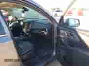 2019 Chevrolet Traverse LT с VIN 1GNERHKWXKJ295768, выставлен на аукционе IAAI как лот 43540887 с пробегом 99 445 миль миль и . История ставок и продаж доступна на DreamBid. Изображение 5.