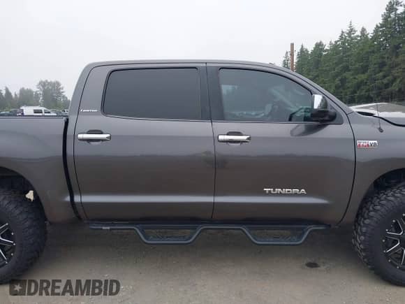 2013 Toyota Tundra Limited с VIN 5TFHW5F16DX289624, выставлен на аукционе IAAI как лот 42431374 с пробегом 115 432 миль миль и . История ставок и продаж доступна на DreamBid. Изображение 13.
