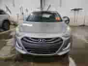 2014 Hyundai Elantra с VIN KMHD35LH2EU187051, выставлен на аукционе Copart как лот 71180905 с пробегом 150 086 миль миль и Списание • Salvage title. История ставок и продаж доступна на DreamBid. Изображение 5.