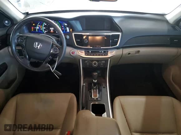 2014 Honda Accord Touring с VIN 1HGCR6F73EA001205, выставлен на аукционе Copart как лот 82162835 с пробегом 76 330 миль миль и Списание • Salvage title. История ставок и продаж доступна на DreamBid. Изображение 8.