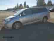 2015 Toyota Sienna XLE с VIN 5TDYK3DC2FS689354, выставлен на аукционе Copart как лот 82522205 с пробегом 101 074 миль миль и Списание • Salvage title. История ставок и продаж доступна на DreamBid. Изображение 1.