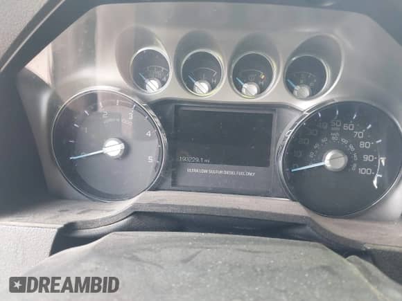 2013 Ford F-250 XL z VIN 1FT7W2BT1DEB22214, wystawiony jako IAAI lot #43218559 z przebiegiem 193 229 mil mil oraz . Historia ofert i sprzedaży dostępna na DreamBid. Obrazek 15.