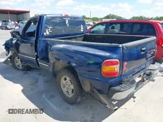 2002 Chevrolet Silverado 1500 z VIN 1GCEC14V32Z127638, wystawiony jako IAAI lot #43279822 z przebiegiem Nie podano mil oraz . Historia ofert i sprzedaży dostępna na DreamBid. Obrazek 3.