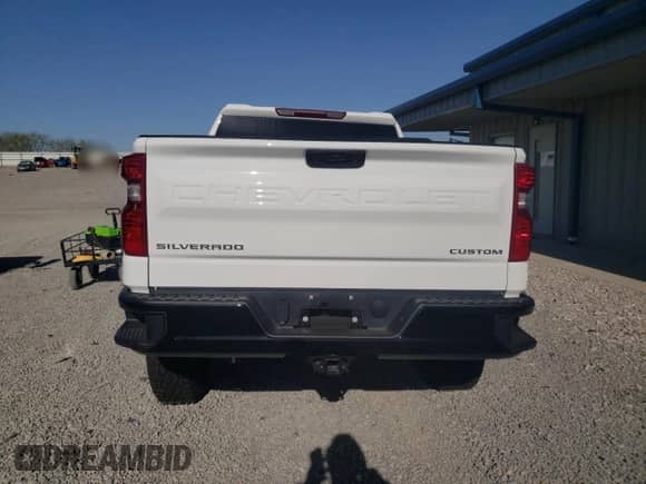 2024 Chevrolet Silverado 1500 Custom Trail Boss с VIN 3GCPDCEK5RG334807, выставлен на аукционе Copart как лот 53240155 с пробегом Не указан миль и Списание • Salvage title. История ставок и продаж доступна на DreamBid. Изображение 6.