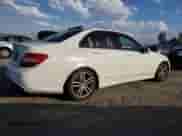 2014 Mercedes-Benz C 250 Sport z VIN WDDGF4HB2EA932024, wystawiony jako Copart lot #82666345 z przebiegiem 158 620 mil mil oraz Czysty tytuł • Clean title. Historia ofert i sprzedaży dostępna na DreamBid. Obrazek 3.