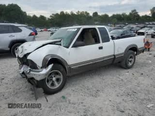 1998 Chevrolet S-10 LS с VIN 1GCCS19X9W8113498, выставлен на аукционе Copart как лот 66719775 с пробегом 207 044 миль миль и Чистый • Clean title. История ставок и продаж доступна на DreamBid. Изображение 1.