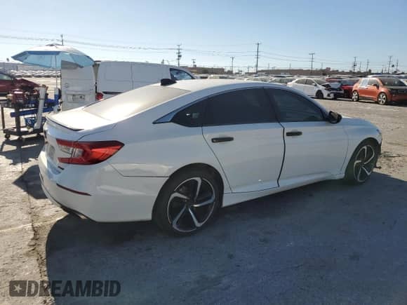 2018 Honda Accord Sport with VIN 1HGCV1F37JA050400, listed as a Copart auction lot 86253765 with 121,544 mi miles and Salvage title. Bid and sale history available at DreamBid. Image 3.