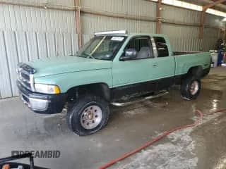 1999 Dodge 1500 with VIN 3B7HF13Y6XM532997, listed as a Copart auction lot 69661425 with 259,152 mi miles and Salvage title. Bid and sale history available at DreamBid. Image 1.