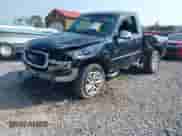 2002 GMC Sierra 1500 SLE z VIN 1GTEK14T52Z274044, wystawiony jako IAAI lot #42652944 z przebiegiem 154 078 mil mil oraz . Historia ofert i sprzedaży dostępna na DreamBid. Obrazek 2.