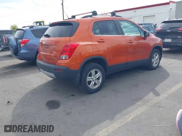 2015 Chevrolet Trax LT с VIN KL7CJRSB6FB068682, выставлен на аукционе IAAI как лот 43121568 с пробегом 74 022 миль миль и . История ставок и продаж доступна на DreamBid. Изображение 4.