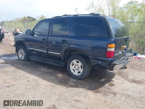 2004 Chevrolet Tahoe LT with VIN 1GNEC13Z84R209220, listed as a IAAI auction lot 41867643 with 385,229 mi miles and . Bid and sale history available at DreamBid. Image 3.