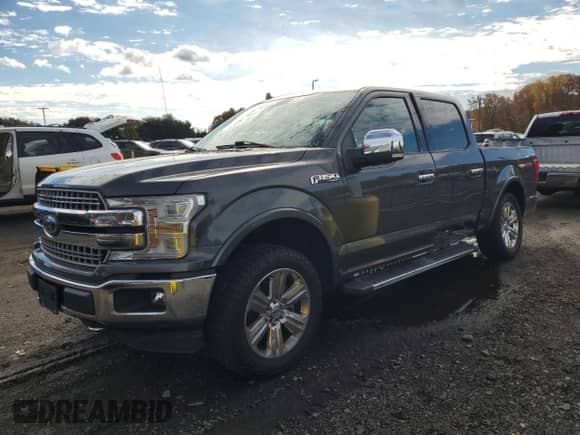 2018 Ford F-150 XLT z VIN 1FTEW1EG4JKC17878, wystawiony jako Copart lot #87099335 z przebiegiem 106 520 mil mil oraz Szkoda całkowita • Salvage title. Historia ofert i sprzedaży dostępna na DreamBid. Obrazek 1.