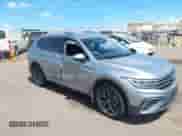 2024 Volkswagen Tiguan SE с VIN 3VV2B7AX9RM034389, выставлен на аукционе IAAI как лот 42579107 с пробегом 18 080 миль миль и . История ставок и продаж доступна на DreamBid. Изображение 6.