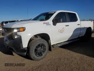 2019 Chevrolet Silverado 1500 Custom Trail Boss с VIN 1GCPYCEF8KZ330067, выставлен на аукционе Copart как лот 87386135 с пробегом 259 388 миль миль и Списание • Salvage title. История ставок и продаж доступна на DreamBid. Изображение 1.