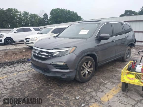 2017 Honda Pilot EX-L z VIN 5FNYF5H84HB001514, wystawiony jako IAAI lot #42909829 z przebiegiem 141 004 mil mil oraz . Historia ofert i sprzedaży dostępna na DreamBid. Obrazek 21.