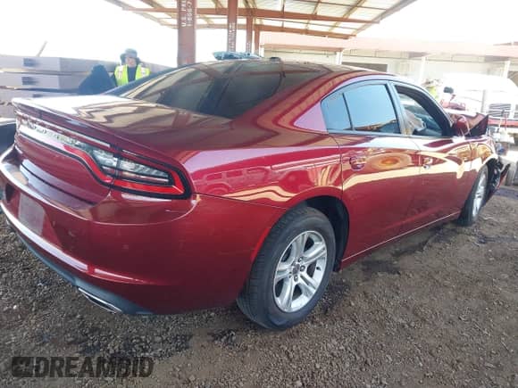 2019 Dodge Charger SXT z VIN 2C3CDXBG5KH745706, wystawiony jako IAAI lot #42609399 z przebiegiem 107 418 mil mil oraz . Historia ofert i sprzedaży dostępna na DreamBid. Obrazek 4.