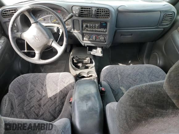 2001 Chevrolet S-10 LS с VIN 1GCDT13W71K161966, выставлен на аукционе Copart как лот 41896275 с пробегом 195 383 миль миль и Списание • Salvage title. История ставок и продаж доступна на DreamBid. Изображение 8.