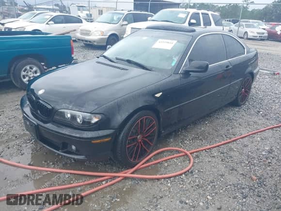 2005 BMW 3 Series 325Ci with VIN WBABD334X5PL07426, listed as a IAAI auction lot 43359844 with 230,494 mi miles and . Bid and sale history available at DreamBid. Image 2.