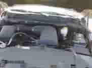 2019 Ram 1500 Tradesman z VIN 1C6RR6FG4KS586124, wystawiony jako IAAI lot #42432848 z przebiegiem 103 162 mil mil oraz . Historia ofert i sprzedaży dostępna na DreamBid. Obrazek 10.