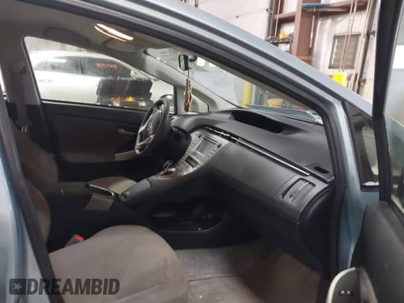 2015 Toyota Prius Four с VIN JTDKN3DU5F1877725, выставлен на аукционе IAAI как лот 41557495 с пробегом 32 729 миль миль и . История ставок и продаж доступна на DreamBid. Изображение 5.