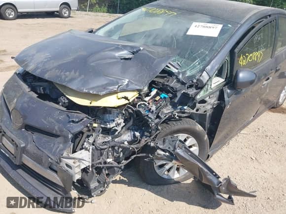 2012 Toyota Prius with VIN JTDKN3DP6C3015110, listed as a IAAI auction lot 42708897 with Not provided miles and . Bid and sale history available at DreamBid. Image 6.