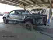 2016 Toyota Tacoma SR5 z VIN 3TMDZ5BN5GM010494, wystawiony jako Copart lot #80669725 z przebiegiem 70 504 mil mil oraz Szkoda całkowita • Salvage title. Historia ofert i sprzedaży dostępna na DreamBid. Obrazek 2.