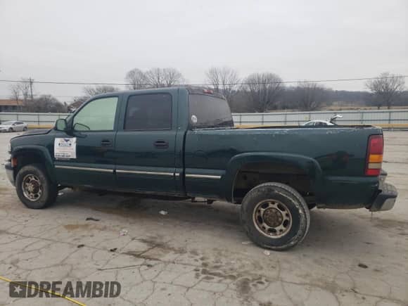 2001 Chevrolet Silverado 2500HD LS с VIN 1GCHC23UX1F116518, выставлен на аукционе Copart как лот 43960535 с пробегом 357 643 миль миль и Чистый • Clean title. История ставок и продаж доступна на DreamBid. Изображение 2.