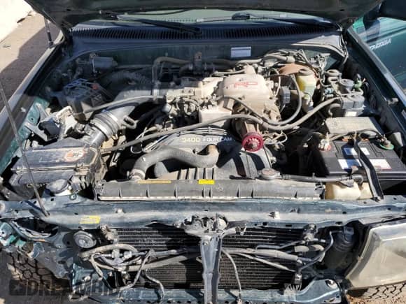 2000 Toyota Tacoma с VIN 4TAWN72N6YZ622408, выставлен на аукционе Copart как лот 81862725 с пробегом 275 084 миль миль и Списание • Salvage title. История ставок и продаж доступна на DreamBid. Изображение 11.