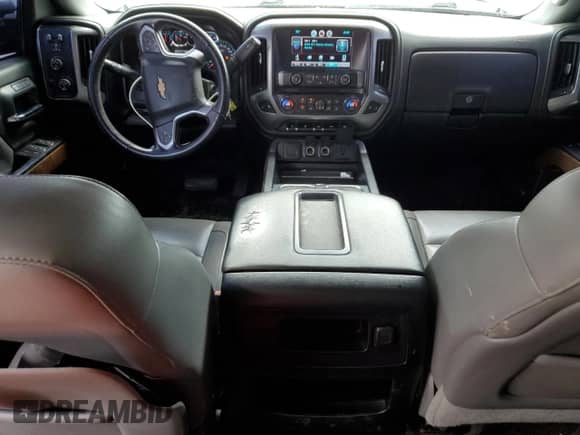 2015 Chevrolet Silverado 3500HD LTZ с VIN 1GC4K0E82FF605587, выставлен на аукционе Copart как лот 70637435 с пробегом 151 106 миль миль и Списание • Salvage title. История ставок и продаж доступна на DreamBid. Изображение 8.