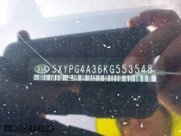 2019 Kia Sorento LX z VIN 5XYPG4A36KG553548, wystawiony jako IAAI lot #42924998 z przebiegiem 130 775 mil mil oraz . Historia ofert i sprzedaży dostępna na DreamBid. Obrazek 17.