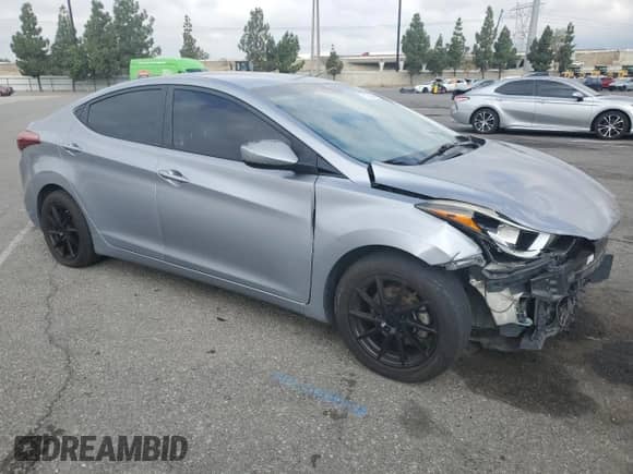 2016 Hyundai Elantra SE with VIN 5NPDH4AE3GH666777, listed as a Copart auction lot 71273345 with 131,549 mi miles and Salvage title. Bid and sale history available at DreamBid. Image 4.