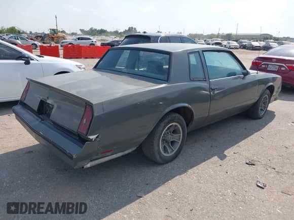 1984 Chevrolet Monte Carlo с VIN 1G1AZ37G8ER207262, выставлен на аукционе IAAI как лот 43226919 с пробегом 15 миль миль и . История ставок и продаж доступна на DreamBid. Изображение 4.