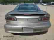 2001 Chevrolet Camaro z VIN 2G1FP22K312125292, wystawiony jako Copart lot #73181174 z przebiegiem Nie podano mil oraz Szkoda całkowita • Salvage title. Historia ofert i sprzedaży dostępna na DreamBid. Obrazek 6.