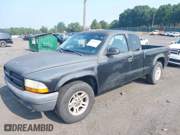 2003 Dodge Dakota с VIN 1D7HL12X73S189240, выставлен на аукционе IAAI как лот 42903871 с пробегом 158 864 миль миль и . История ставок и продаж доступна на DreamBid. Изображение 2.