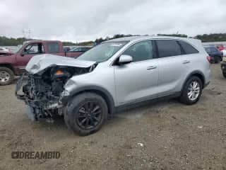 2020 Kia Sorento LX с VIN 5XYPGDA53LG610162, выставлен на аукционе Copart как лот 84770745 с пробегом 99 763 миль миль и Списание • Salvage title. История ставок и продаж доступна на DreamBid. Изображение 1.