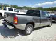 2000 GMC Sierra 1500 SLE with VIN 1GTEC19V3YZ352742, listed as a Copart auction lot 57746955 with 194,947 mi miles and Salvage title. Bid and sale history available at DreamBid. Image 3.