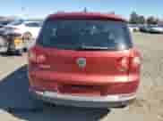 2010 Volkswagen Tiguan с VIN WVGAV9AX4AW003953, выставлен на аукционе Copart как лот 48369585 с пробегом 108 467 миль миль и Списание • Salvage title. История ставок и продаж доступна на DreamBid. Изображение 6.