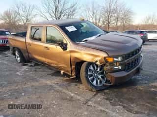 2019 Chevrolet Silverado 1500 Custom z VIN 3GCPYBEH0KG239564, wystawiony jako IAAI lot #41410661 z przebiegiem 89 212 mil mil oraz . Historia ofert i sprzedaży dostępna na DreamBid. Obrazek 1.