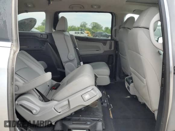 2024 Honda Odyssey EX-L z VIN 5FNRL6H67RB044781, wystawiony jako Copart lot #67966845 z przebiegiem 15 828 mil mil oraz Szkoda całkowita • Salvage title. Historia ofert i sprzedaży dostępna na DreamBid. Obrazek 11.