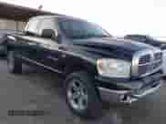 2007 Dodge 1500 SLT с VIN 1D7HU18227S230095, выставлен на аукционе IAAI как лот 43351459 с пробегом 173 184 миль миль и . История ставок и продаж доступна на DreamBid. Изображение 1.