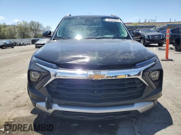 2024 Chevrolet TrailBlazer LT with VIN KL79MPSL2RB094991, listed as a Copart auction lot 64328055 with 4,794 mi miles and Salvage title. Bid and sale history available at DreamBid. Image 5.