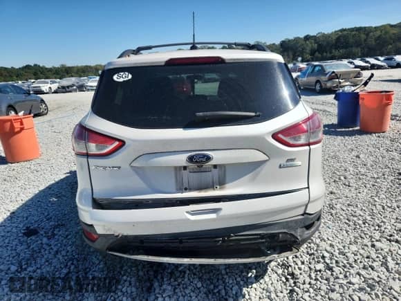 2014 Ford Escape SE с VIN 1FMCU0GX9EUA50671, выставлен на аукционе Copart как лот 89681825 с пробегом 107 150 миль миль и Списание • Salvage title. История ставок и продаж доступна на DreamBid. Изображение 6.
